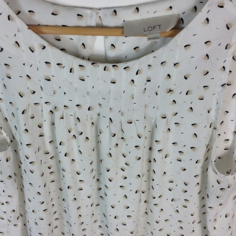 LOFT sleeveless blouse